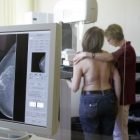 ap070426166610_cancerscreen_small.jpg