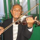 fiddlerinbazaar_300.jpg