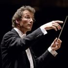franz_welser_most_photo_by_roger_mastroianni.jpg