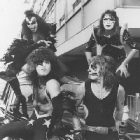 kiss_band.jpg