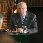 leahy-border-101007.jpg