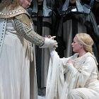 lohengrin_250x410.jpg