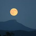moon_300_2.jpg