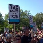 negov_protest1_3.jpg