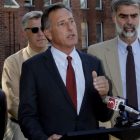 shumlin_at_stateoffice_091212_toby_ap975877639813.jpg