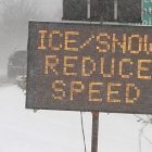 snow_sign_0201.jpg